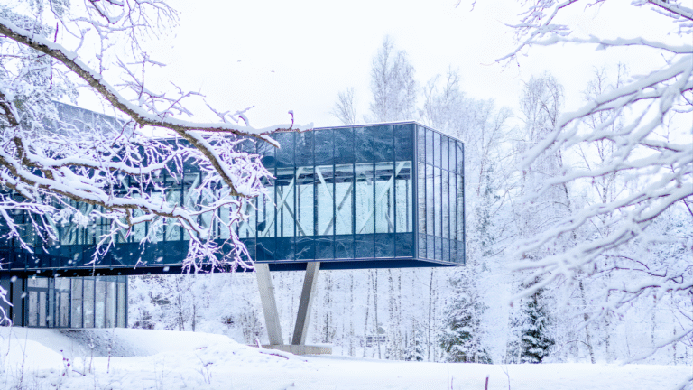 Elva Spordihoone talvel